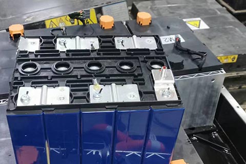 福安赛岐专业回收UPS蓄电池→高价废铅酸电池回收,欣旺达SUNWODA三元锂电池回收